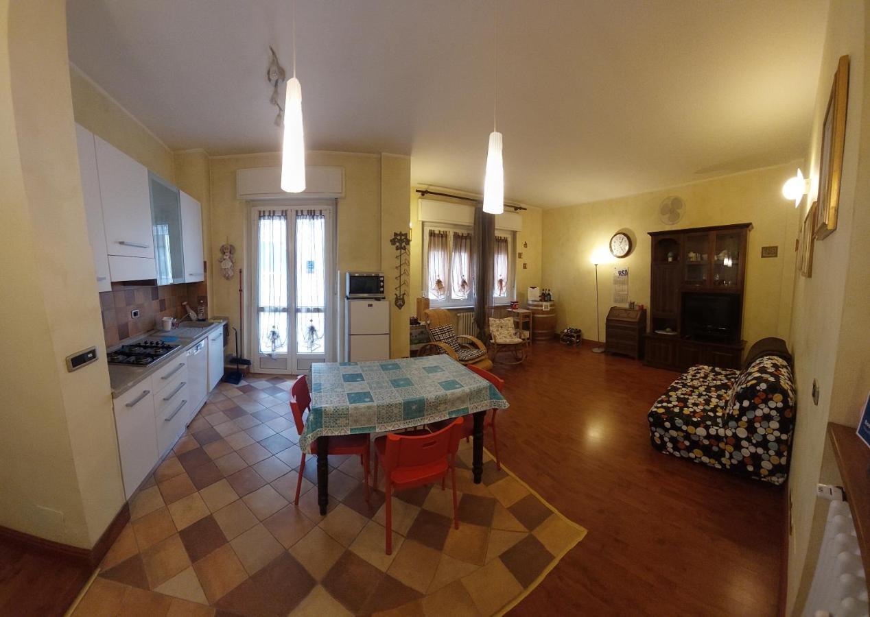 Asti Lovely Apartment Экстерьер фото